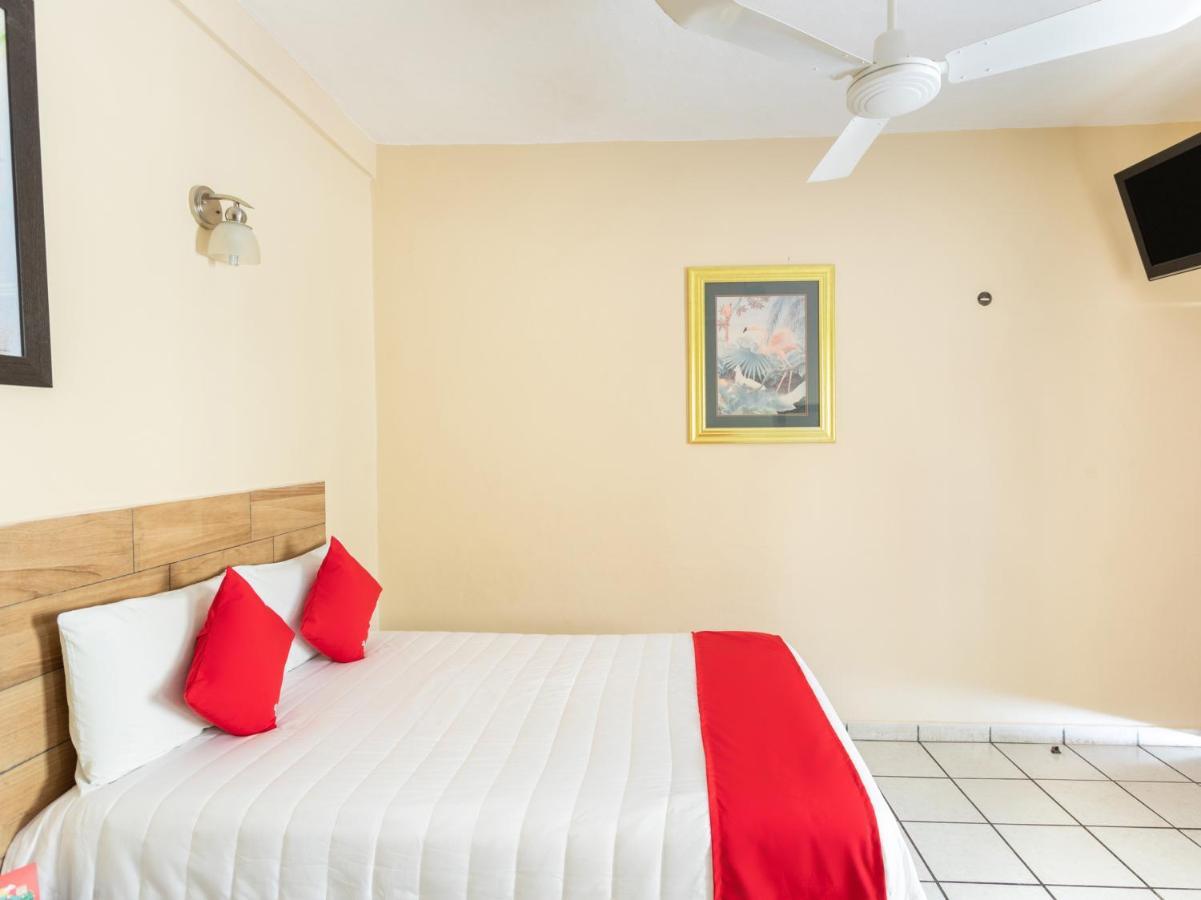 Costa Azul Hotel 2*